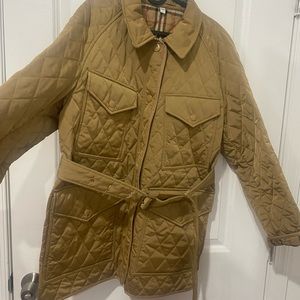 Brand new Kemble belted quilted field logo Burberry jacket